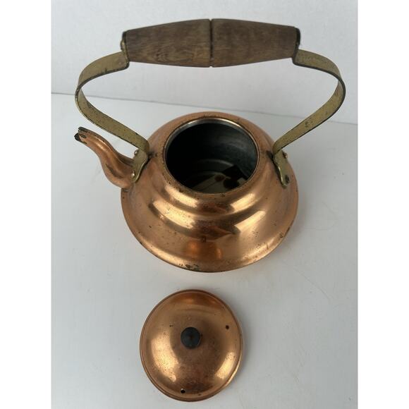 Vintage Solid Copper Tea Pot Kettle Made in Portugal Wood Handle MCM Decor - Picture 4 of 9